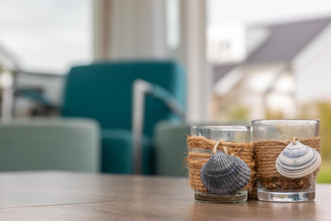 Welcome In - Strandvilla'S Dichtbij Het Strand - เรอเนสเซอ ภายนอก รูปภาพ